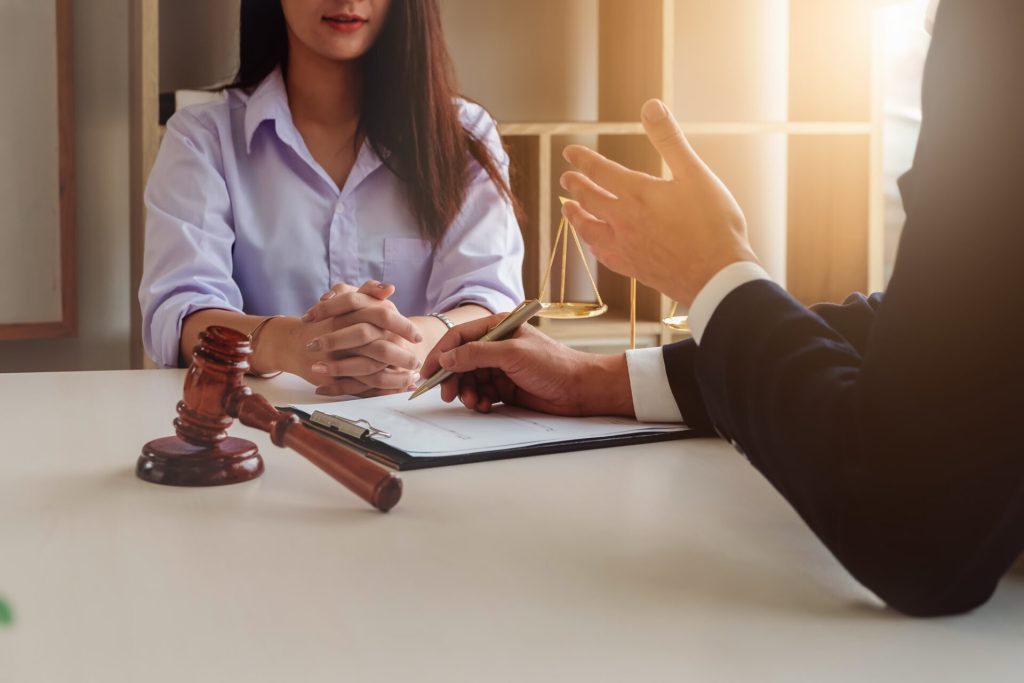 How Business Dispute Lawyers in Sydney Can Help Resolve Contract Conflicts Effectively
